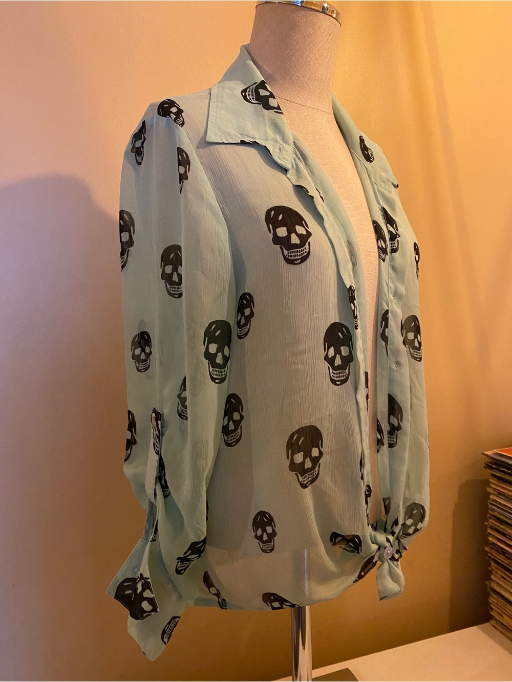 About A Girl Mint Skull Print Button-Front Blouse